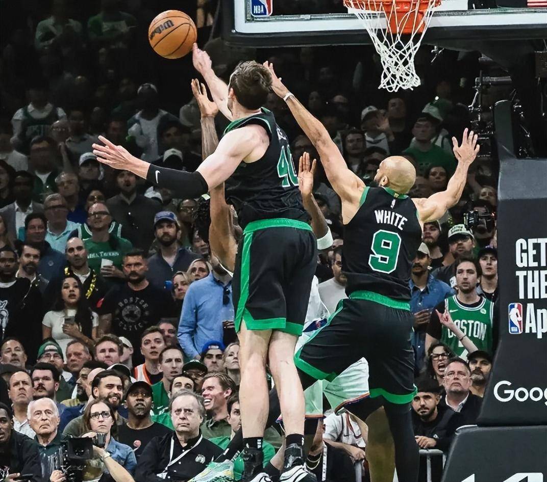 猛龙抢胜绿军,东部决赛前景凛然(猛龙东部第一被横扫) 猛龙抢胜绿军,东部决赛前景凛然(猛龙东部第一被横扫)