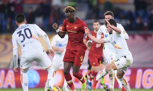 od体育app-阿尔艾因球迷现场助威，激发球队夺冠斗志的简单介绍