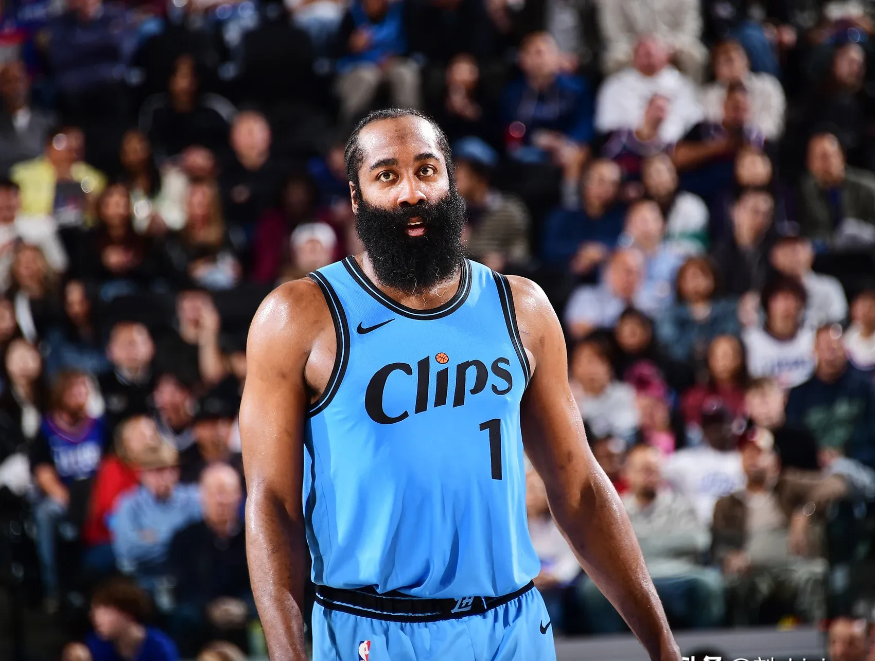 哈登獨拿40分,火箭逆境中獲得勝利 哈登獨拿40分,火箭逆境中獲得勝利