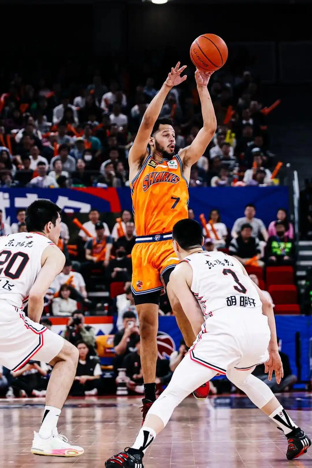 篮网队外援闪耀,球队状态逐渐回暖的简单介绍 篮网队外援闪耀,球队状态逐渐回暖的简单介绍