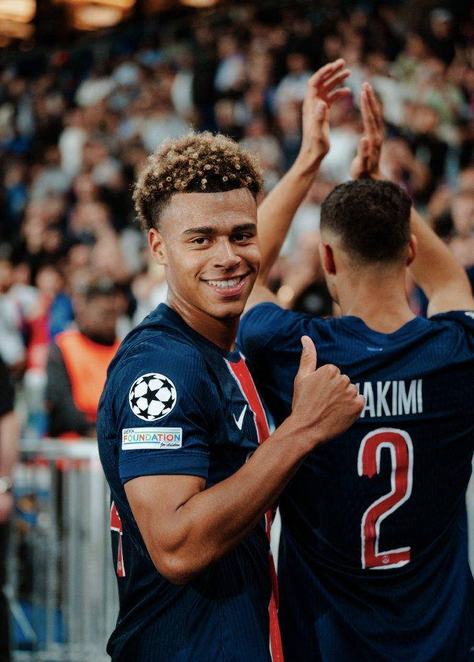 od体育官方登录入口-巴黎圣日耳曼全队拼搏奋斗，追逐胜利的梦想的简单介绍