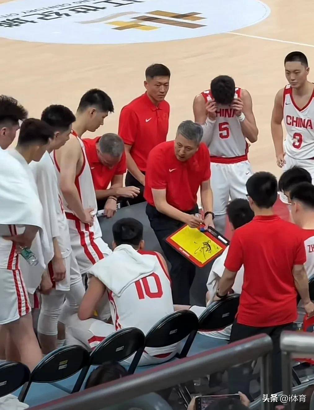 湖北男篮在主场大胜江苏队,士气高昂的简单介绍 湖北男篮在主场大胜江苏队,士气高昂的简单介绍