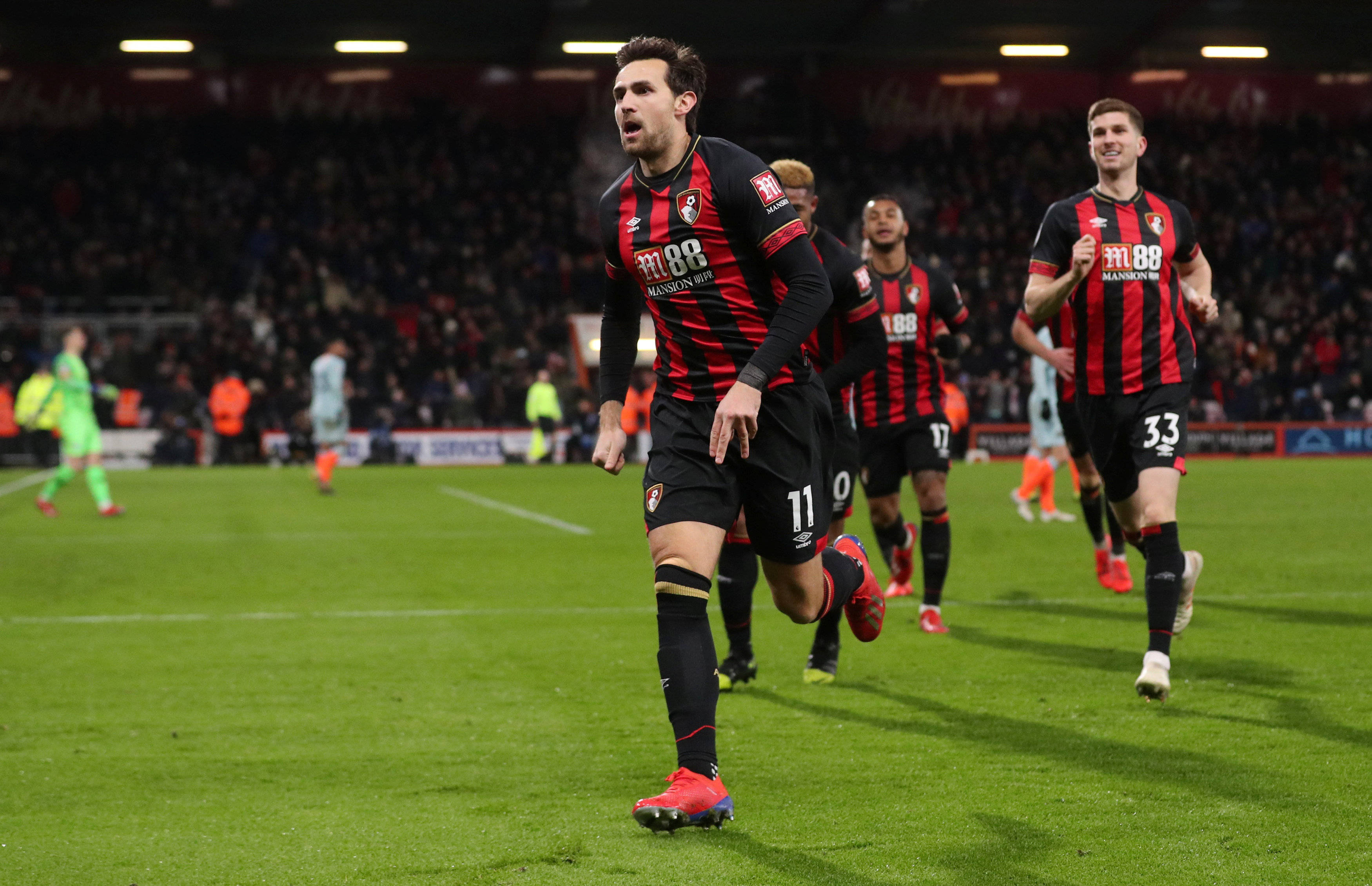 od体育app下载-曼联主场大胜伯恩茅斯，保持胜势