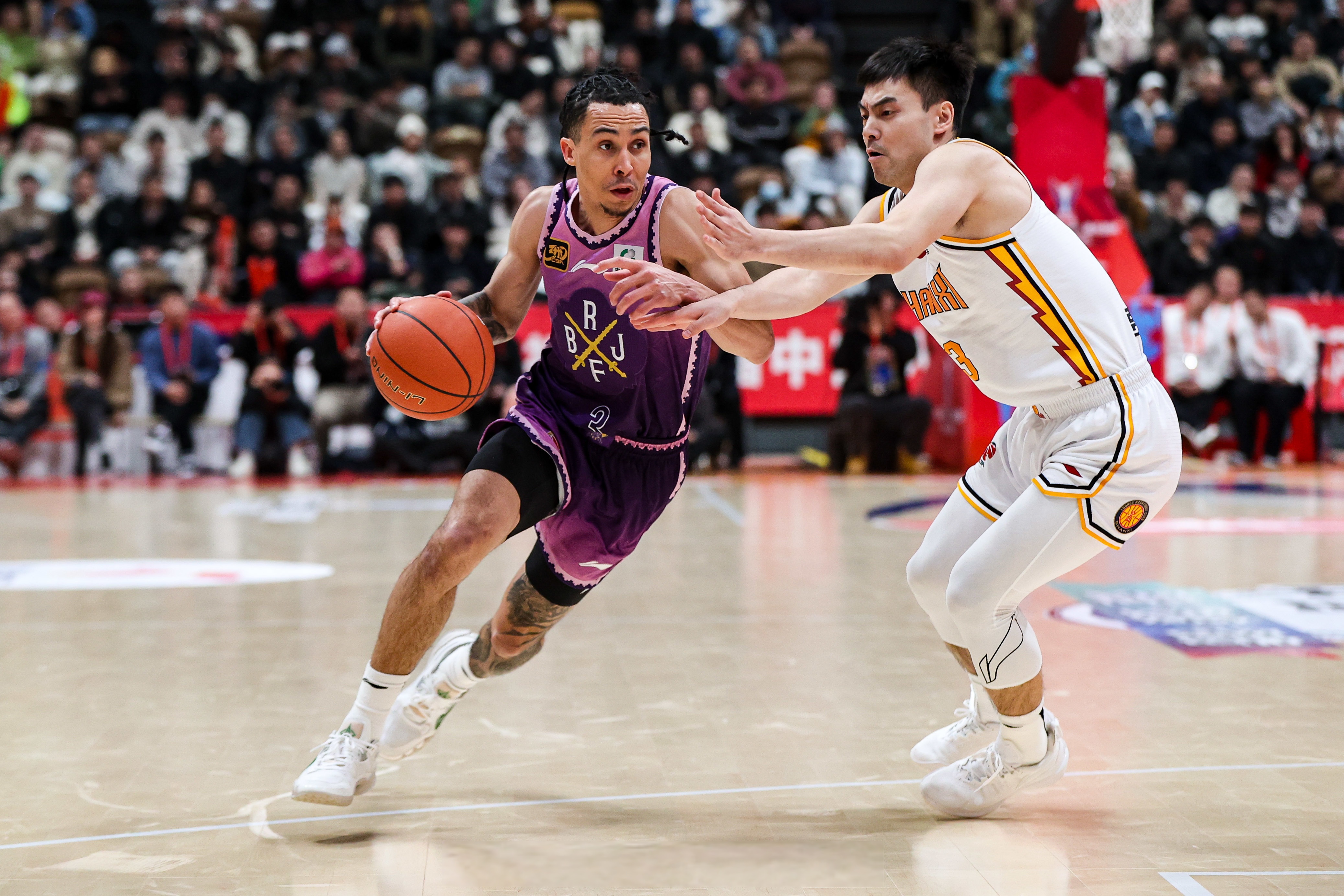 多位核心球员伤势缠身，球队士气将如何应对？的简单介绍