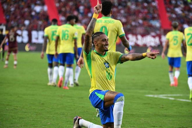 南美队全面压倒对手 南美队全面压倒对手