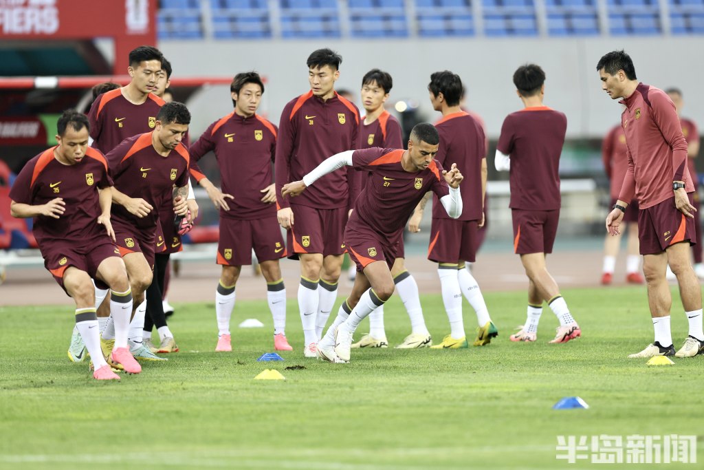 od体育网页版-关于关键对决展开，球员们全力以赴争取胜利的信息