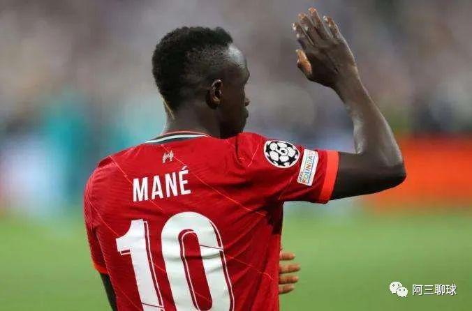 富勒姆队连战丢球,战绩不如人意 富勒姆队连战丢球,战绩不如人意